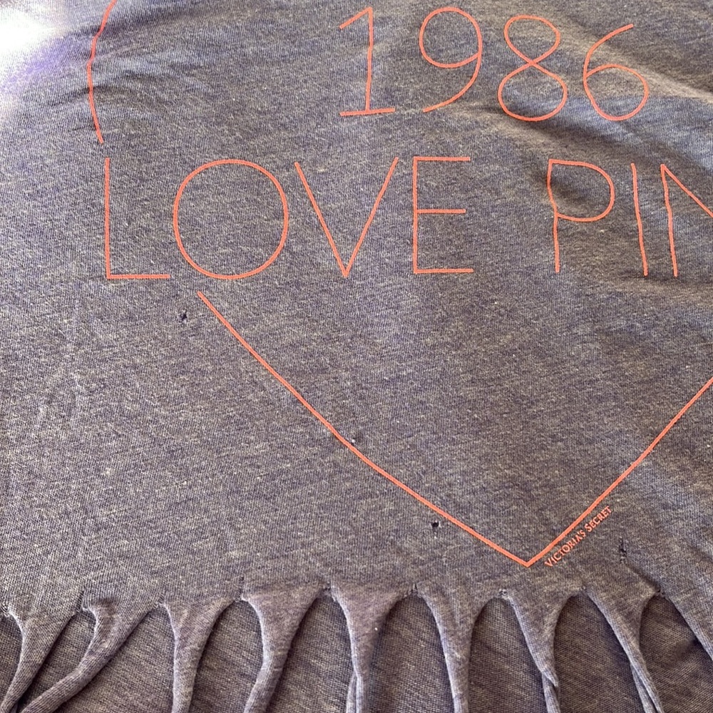 Pink muscle top. - Picture 3 of 3